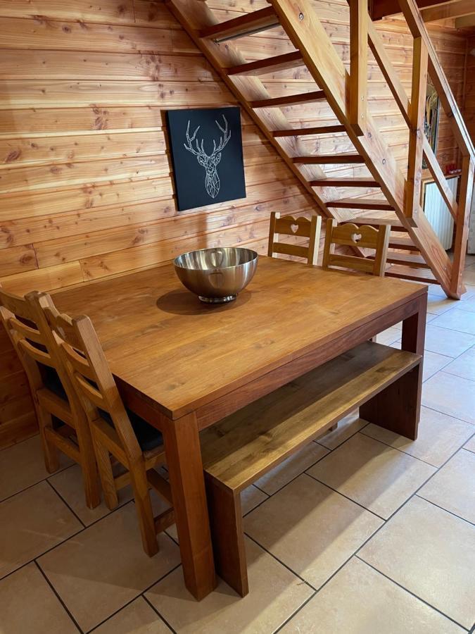 Le Chal Heureux Bel Appartement Dans Vieille Ferme De Montagne Renovee Les Orres Exterior foto